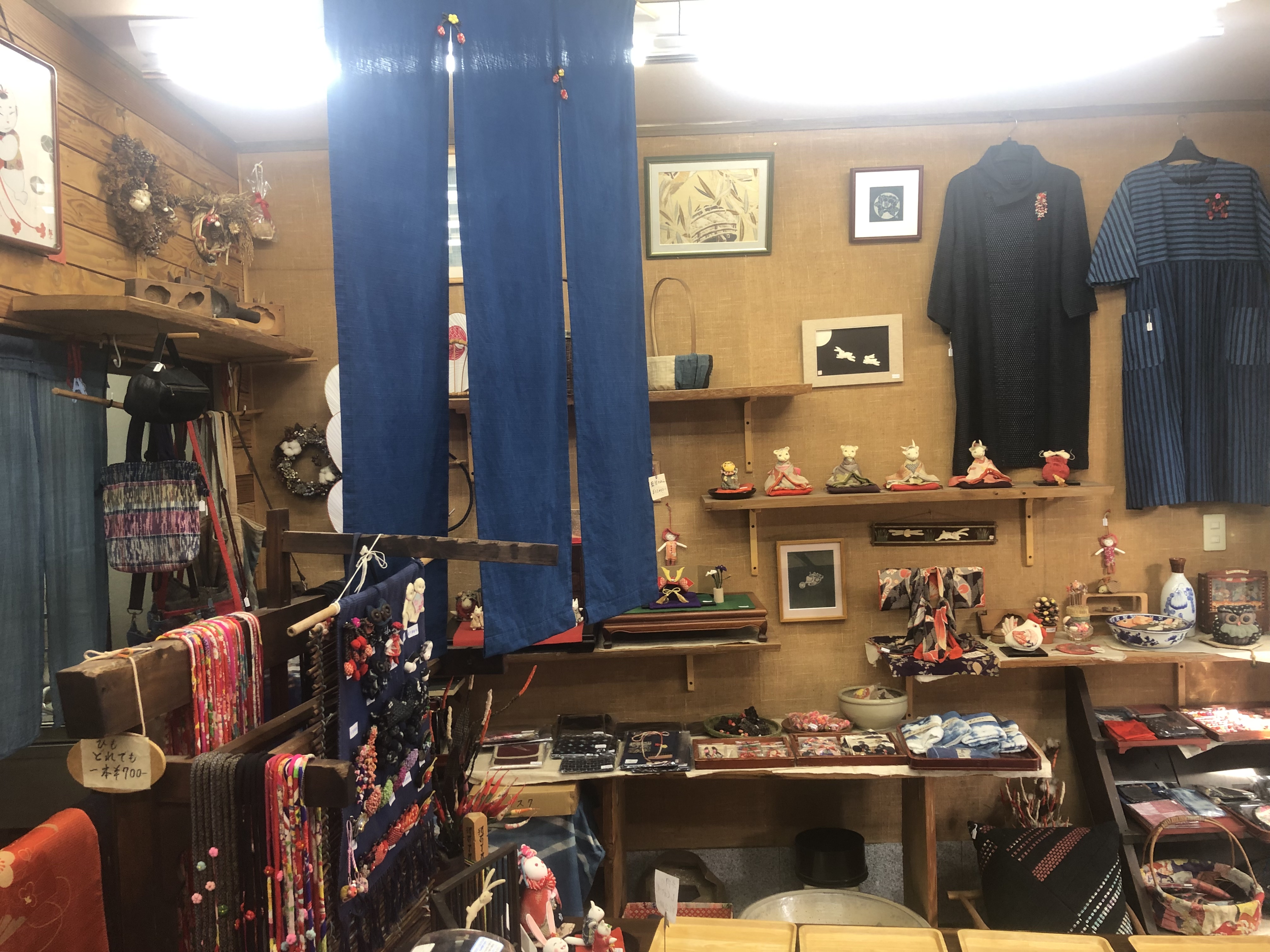 和布工房あすなろ 店内